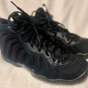 Nike Grade School Little Posite One